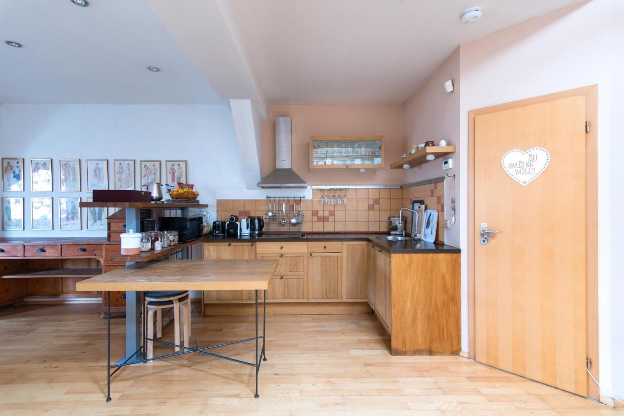 Apartment Neratovice 外观 照片